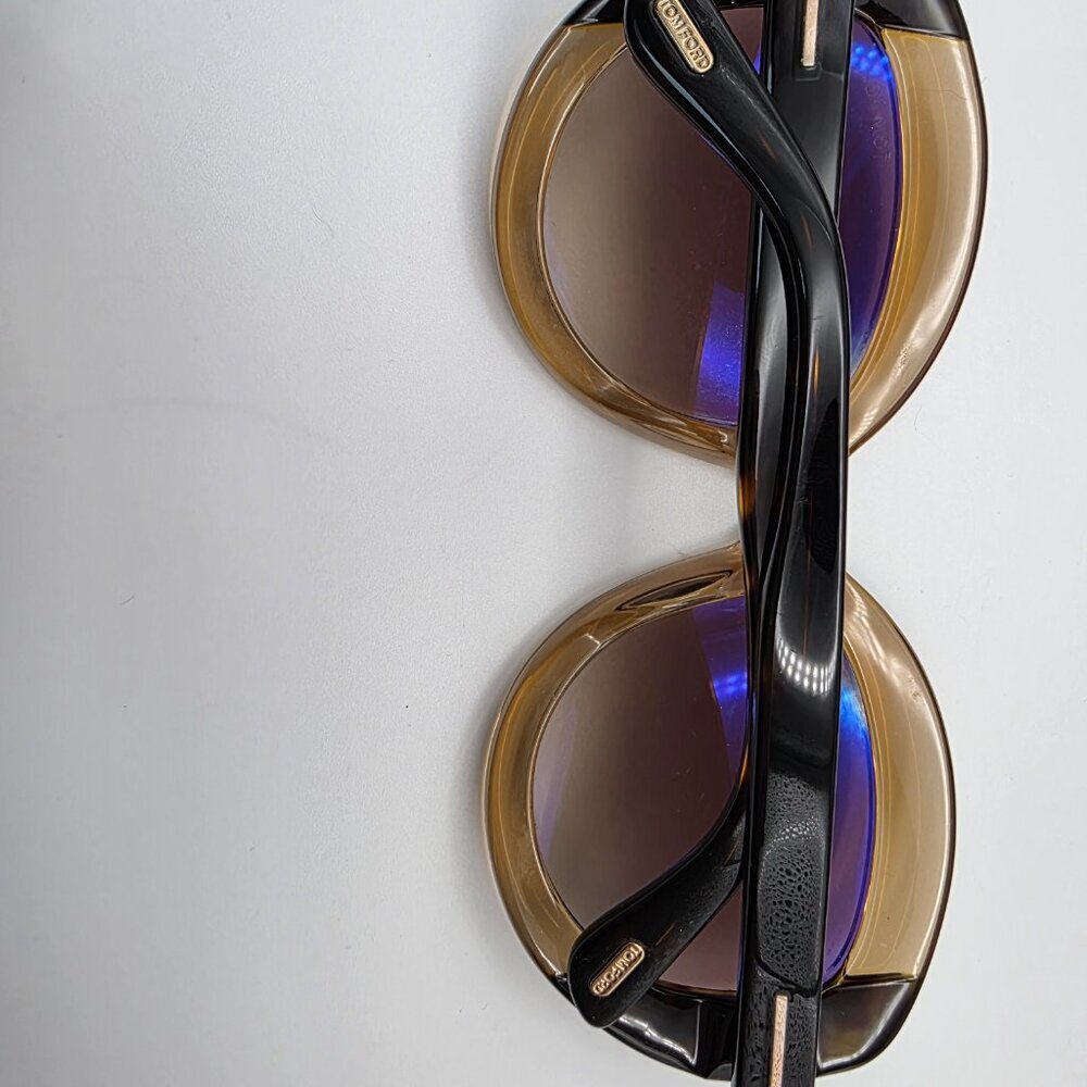 Tom Ford Bianca Brown Oversized Sunglasses with Case - Picture 7 of 13